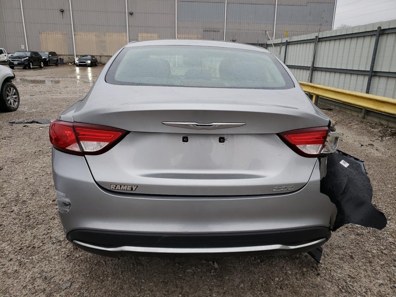 2015 CHRYSLER 200 LIMITE - Image 6
