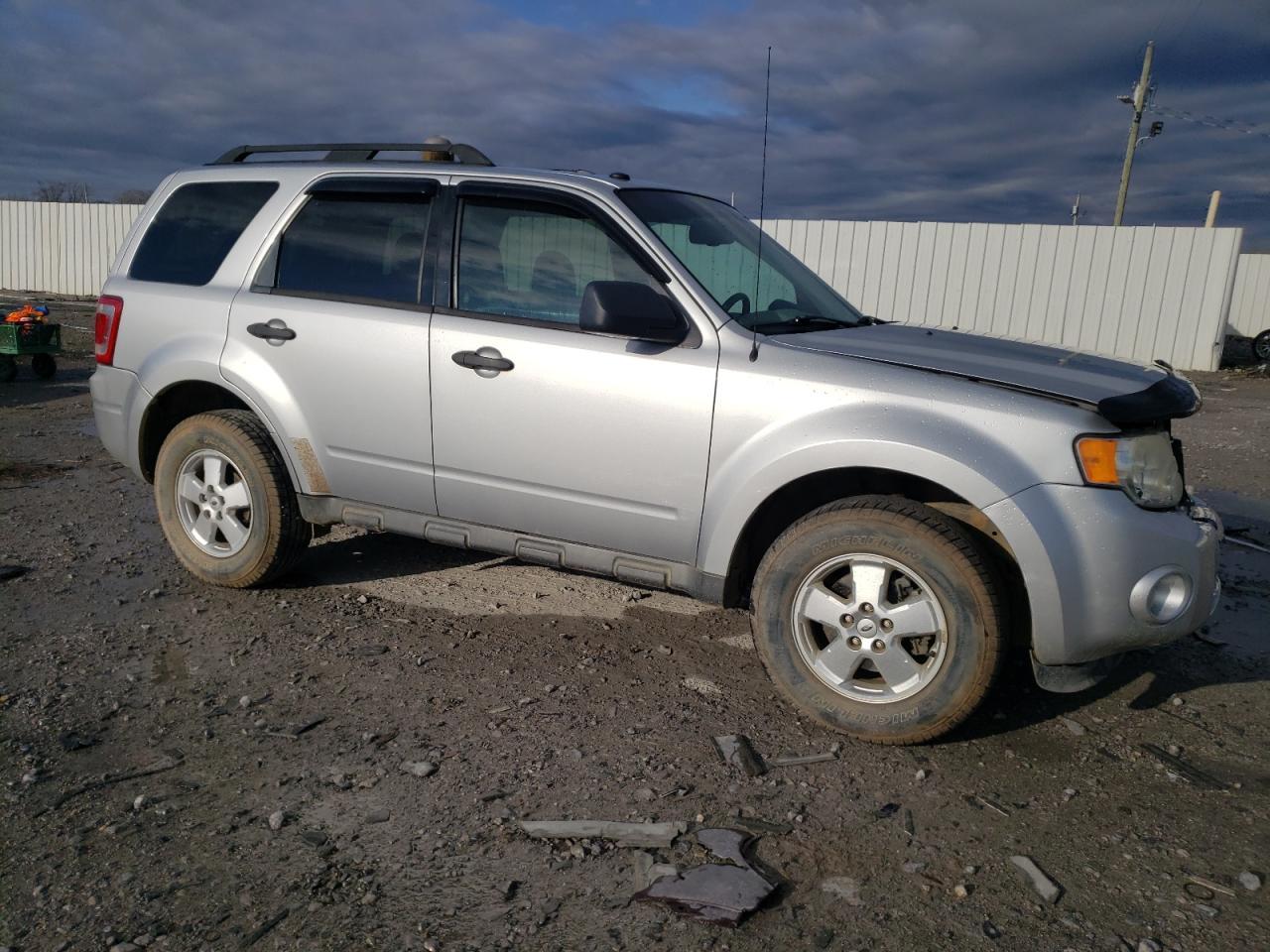2012 FORD ESCAPE XLT - Image 4