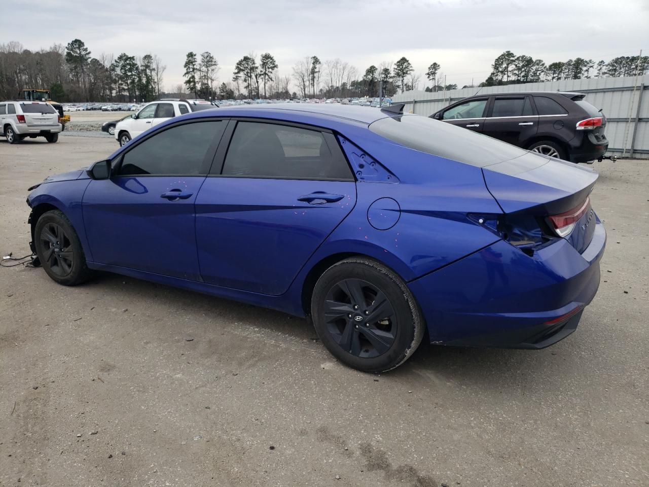 2022 HYUNDAI ELANTRA SE - Фото 2