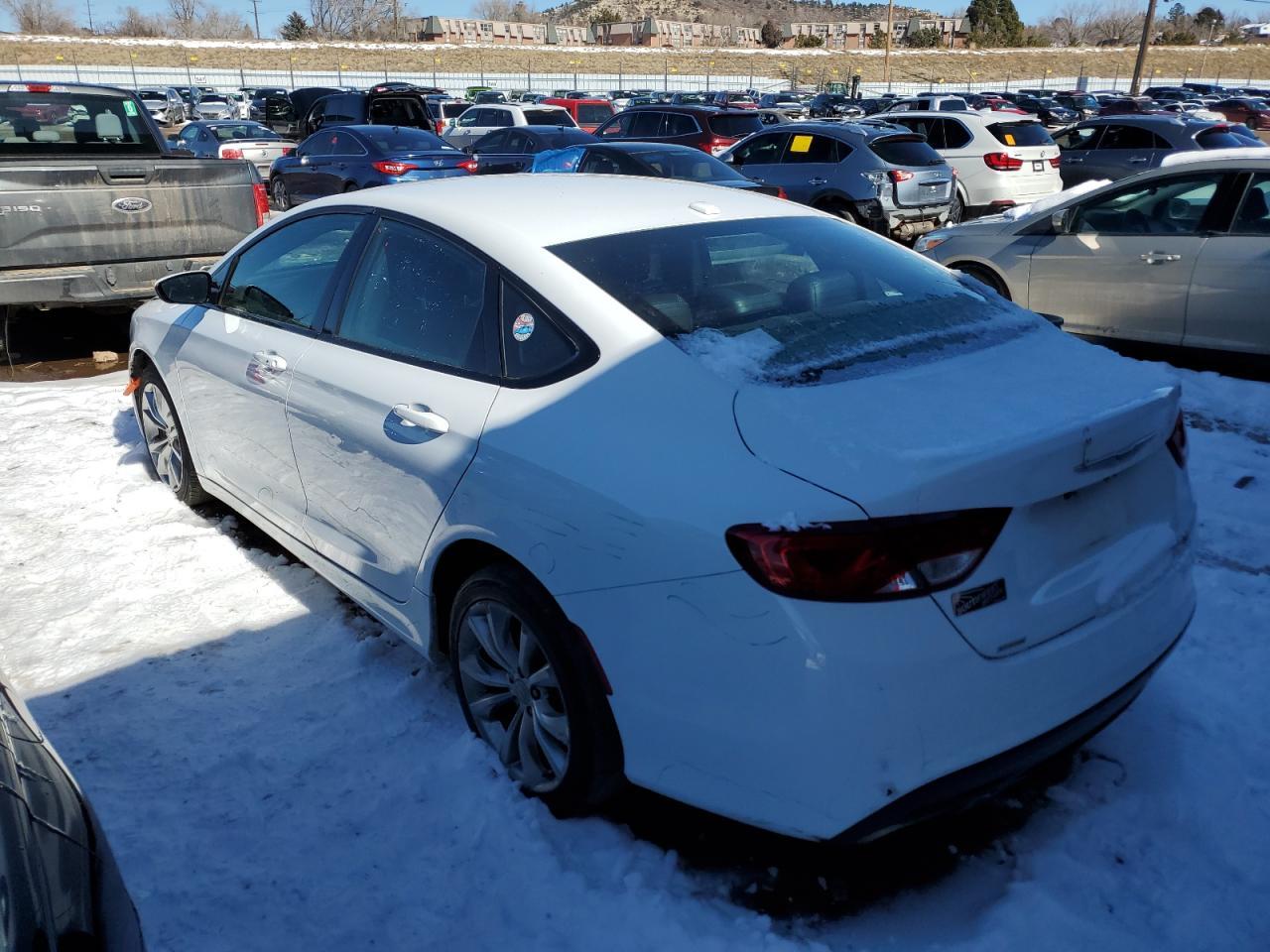 2015 CHRYSLER 200 S - Фото 2