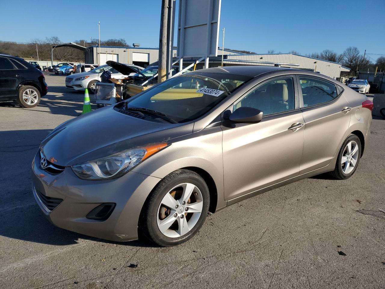 2013 HYUNDAI ELANTRA GL
