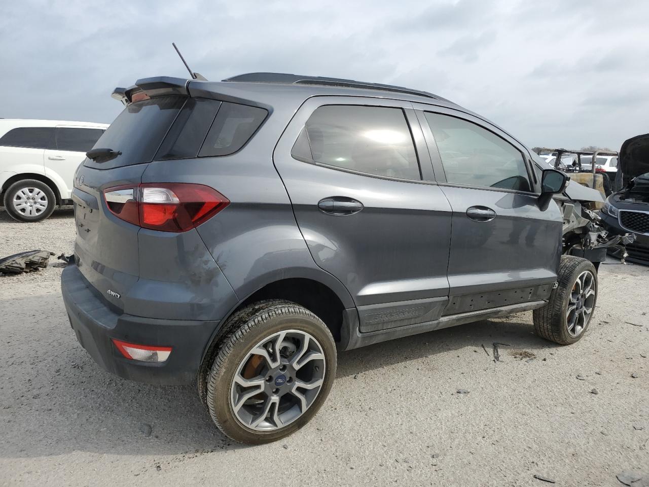 2020 FORD ECOSPORT S - Фото 3