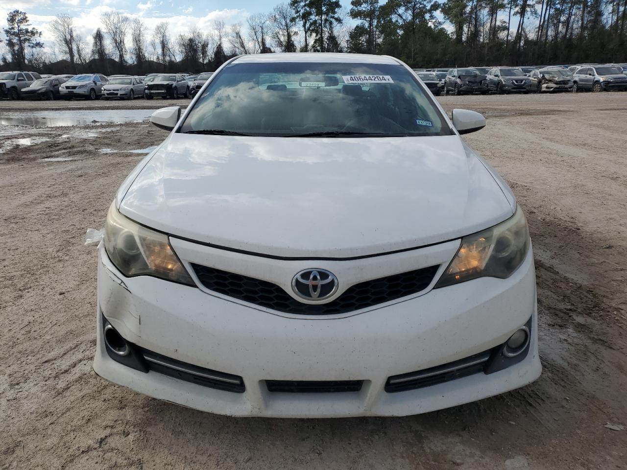 2014 TOYOTA CAMRY L - Image 5