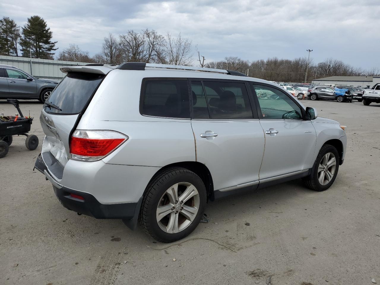 2012 TOYOTA HIGHLANDER - Фото 3