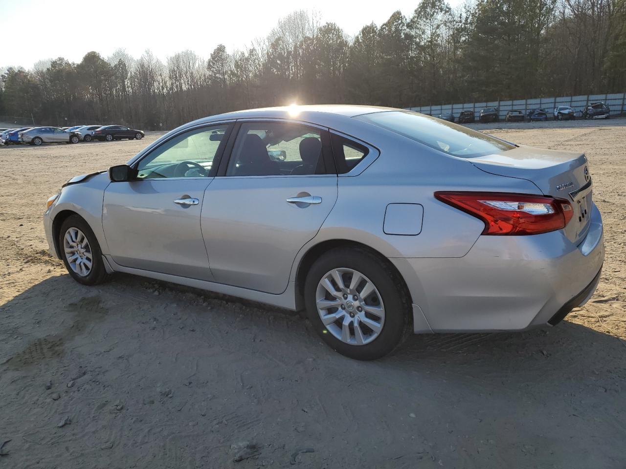2016 NISSAN ALTIMA 2.5 - Фото 2
