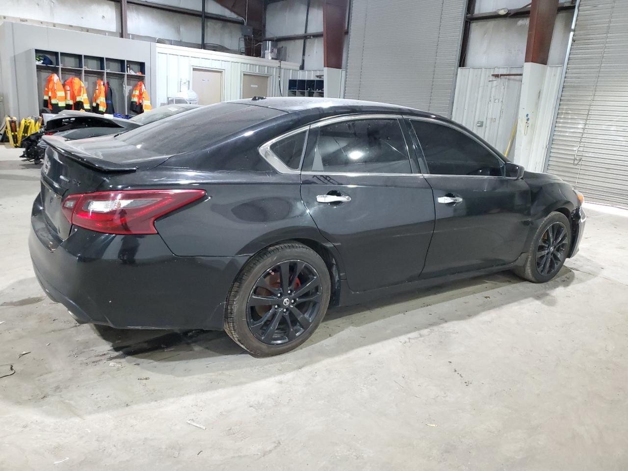 2018 NISSAN ALTIMA 2.5 - Фото 3
