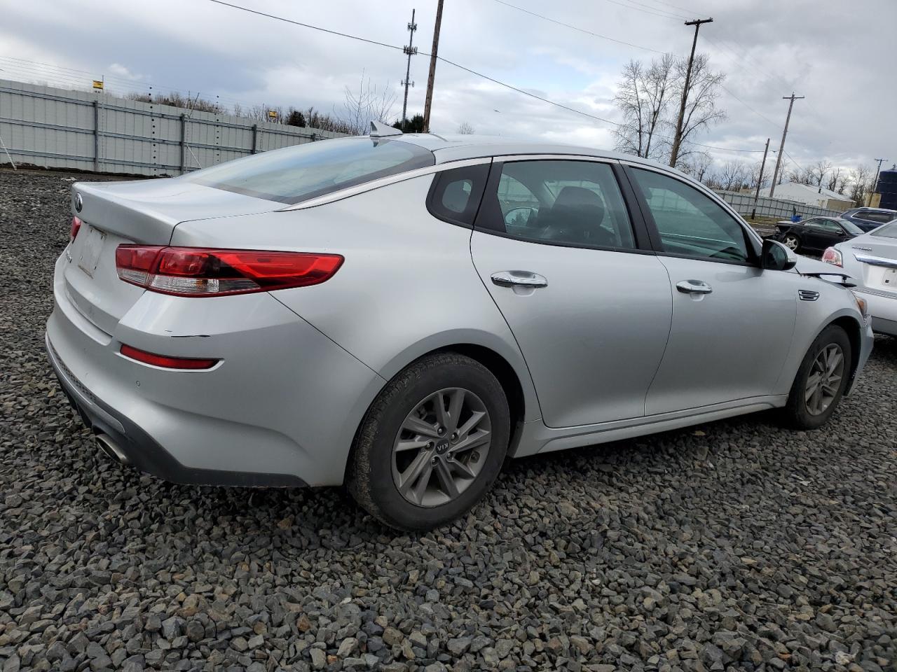 2020 KIA OPTIMA LX - Фото 3