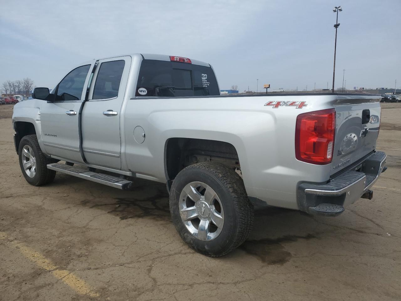 2016 CHEVROLET SILVERADO - Фото 2