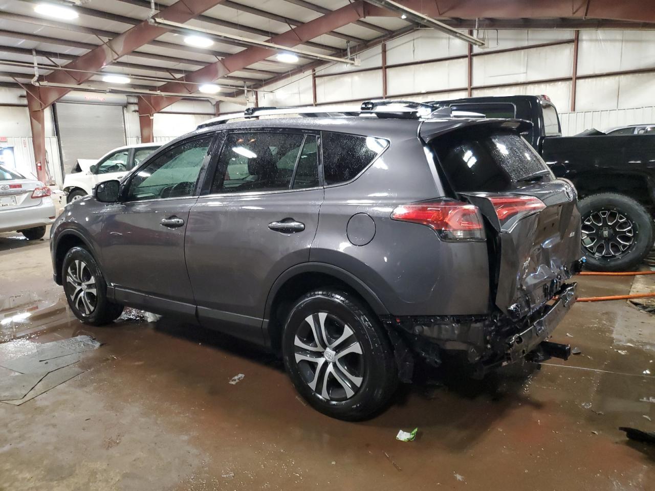2016 TOYOTA RAV4 LE - Фото 2