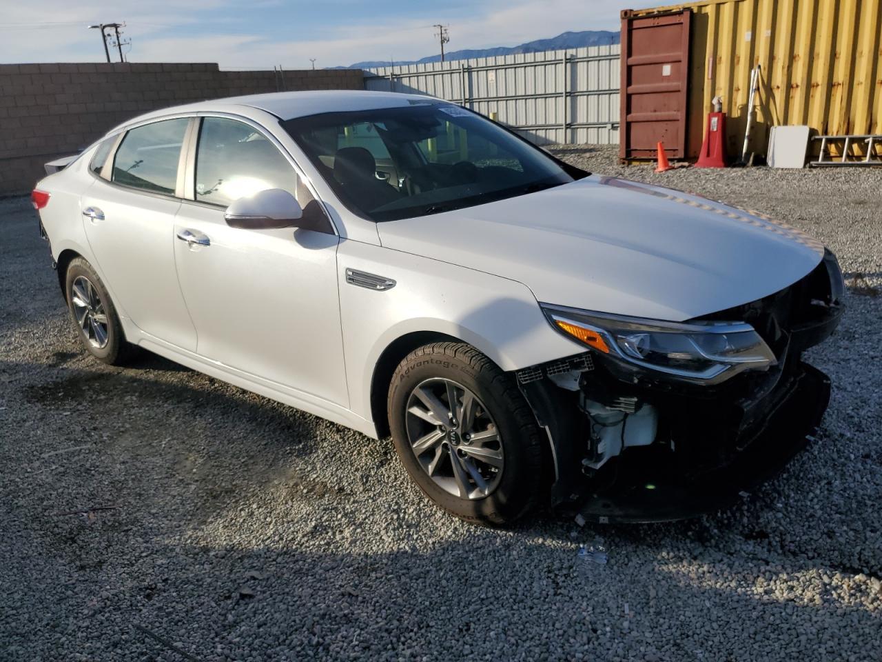 2019 KIA OPTIMA LX - Фото 4
