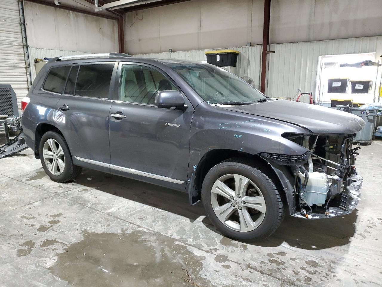 2012 TOYOTA HIGHLANDER - Image 4