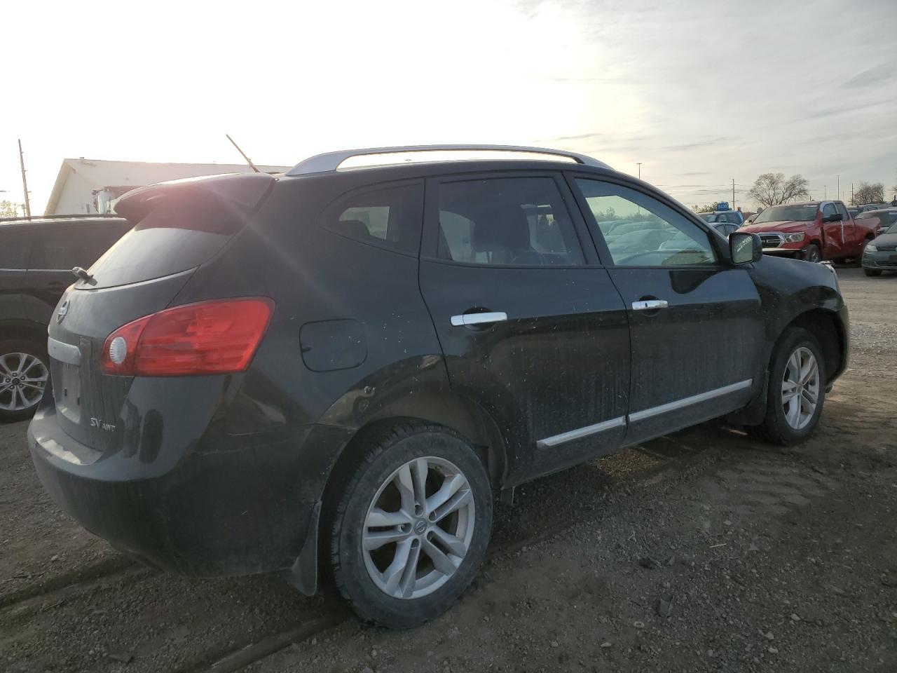 2013 NISSAN ROGUE S - Фото 3
