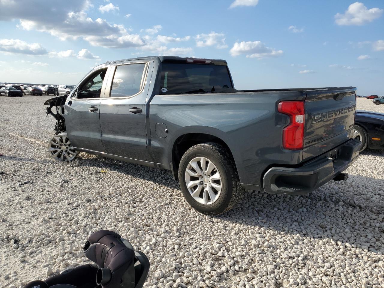 2021 CHEVROLET SILVERADO - Image 2
