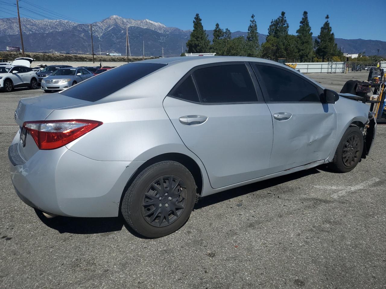 2016 TOYOTA COROLLA L - Фото 3