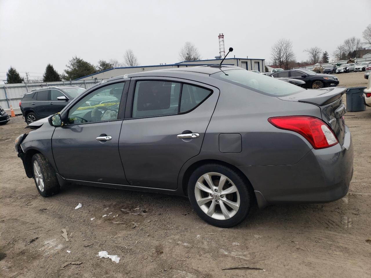 2016 NISSAN VERSA S - Фото 2