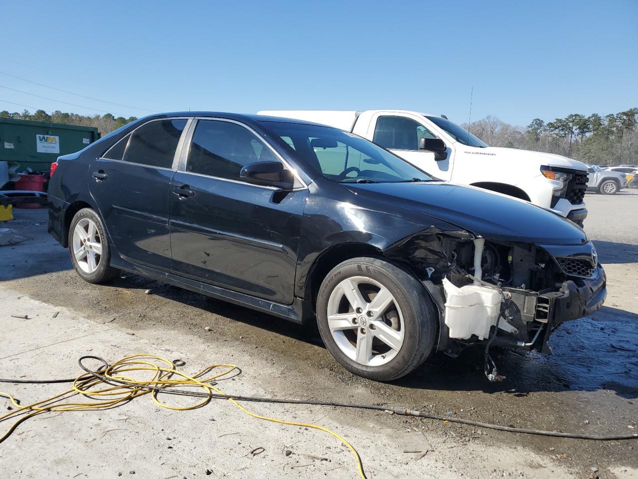 2014 TOYOTA CAMRY L - Image 4