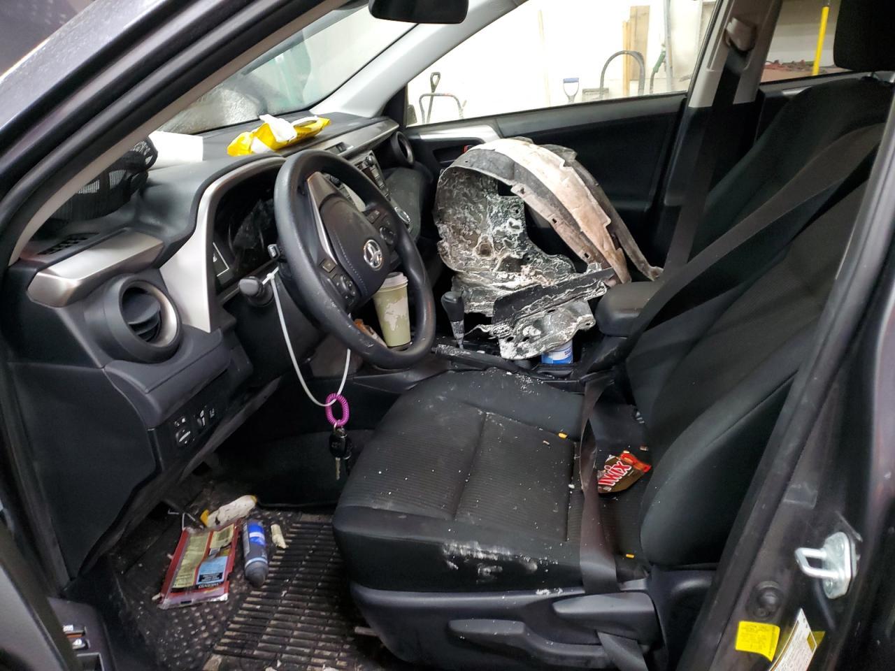 2017 TOYOTA RAV4 LE - Image 7
