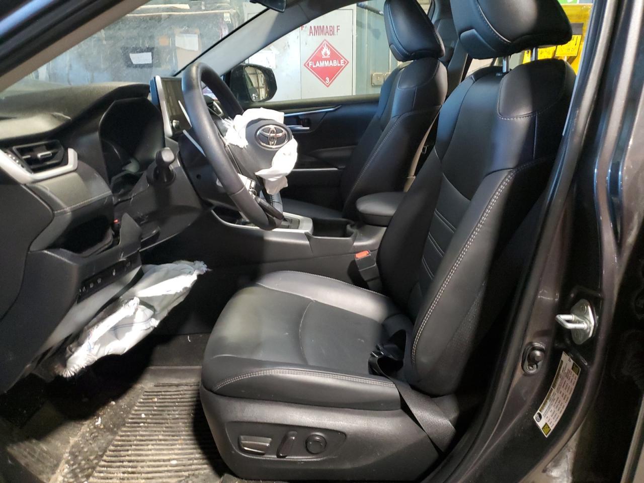 2024 TOYOTA RAV4 XLE P - Image 7