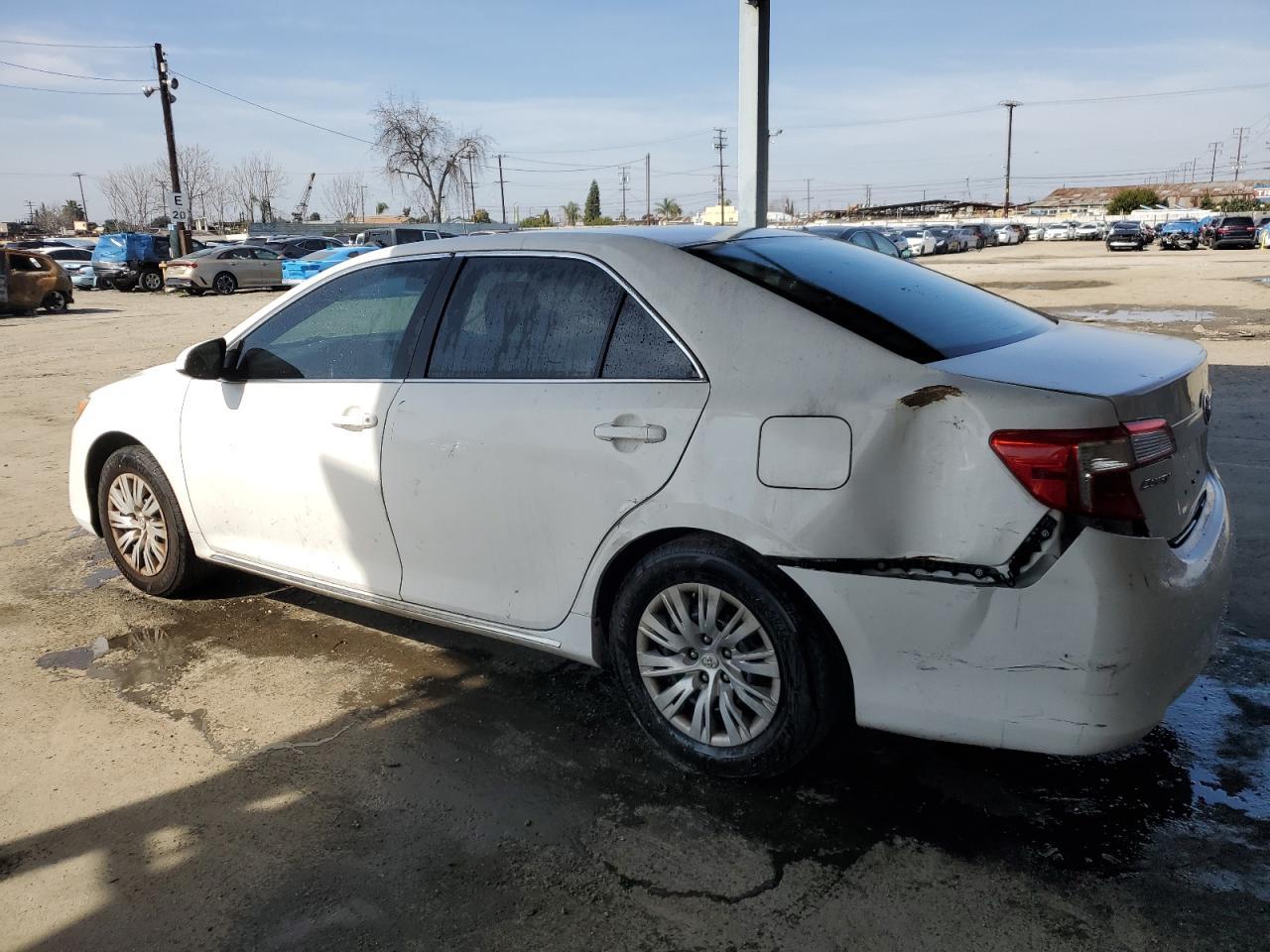 2013 TOYOTA CAMRY L - Image 2