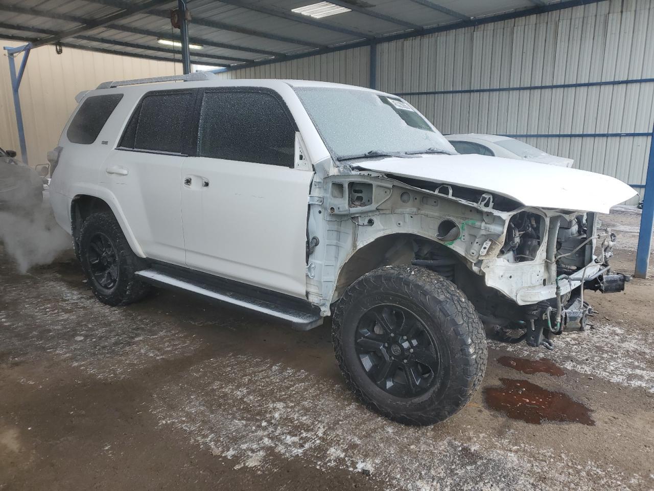 2018 TOYOTA 4RUNNER SR - Image 4