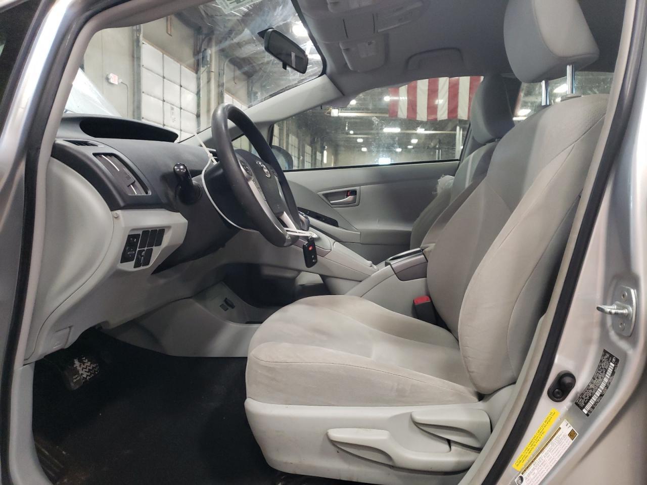 2013 TOYOTA PRIUS - Image 7