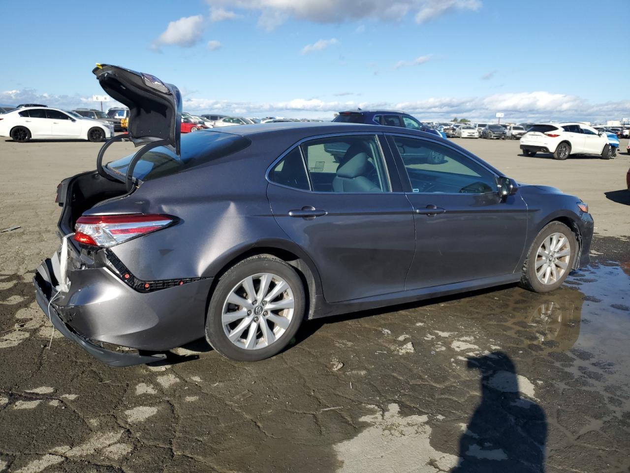 2018 TOYOTA CAMRY L - Image 3