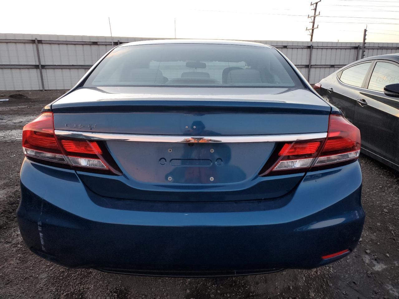 2015 HONDA CIVIC LX - Image 6