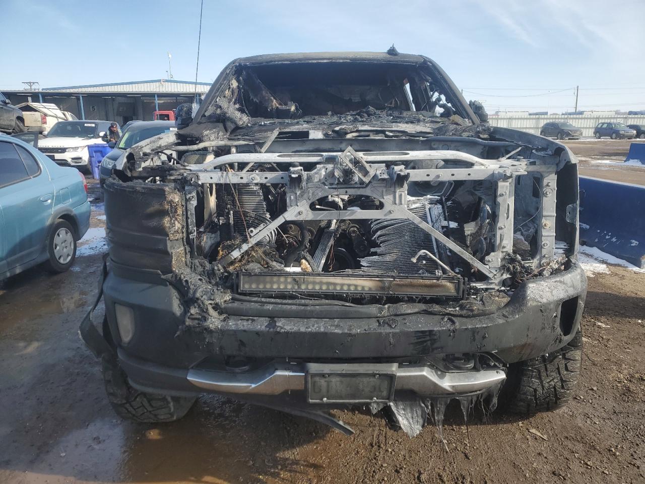 2017 CHEVROLET SILVERADO - Фото 5