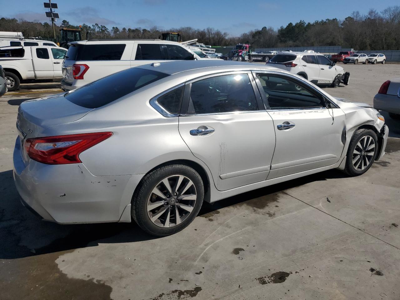 2017 NISSAN ALTIMA 2.5 - Image 3