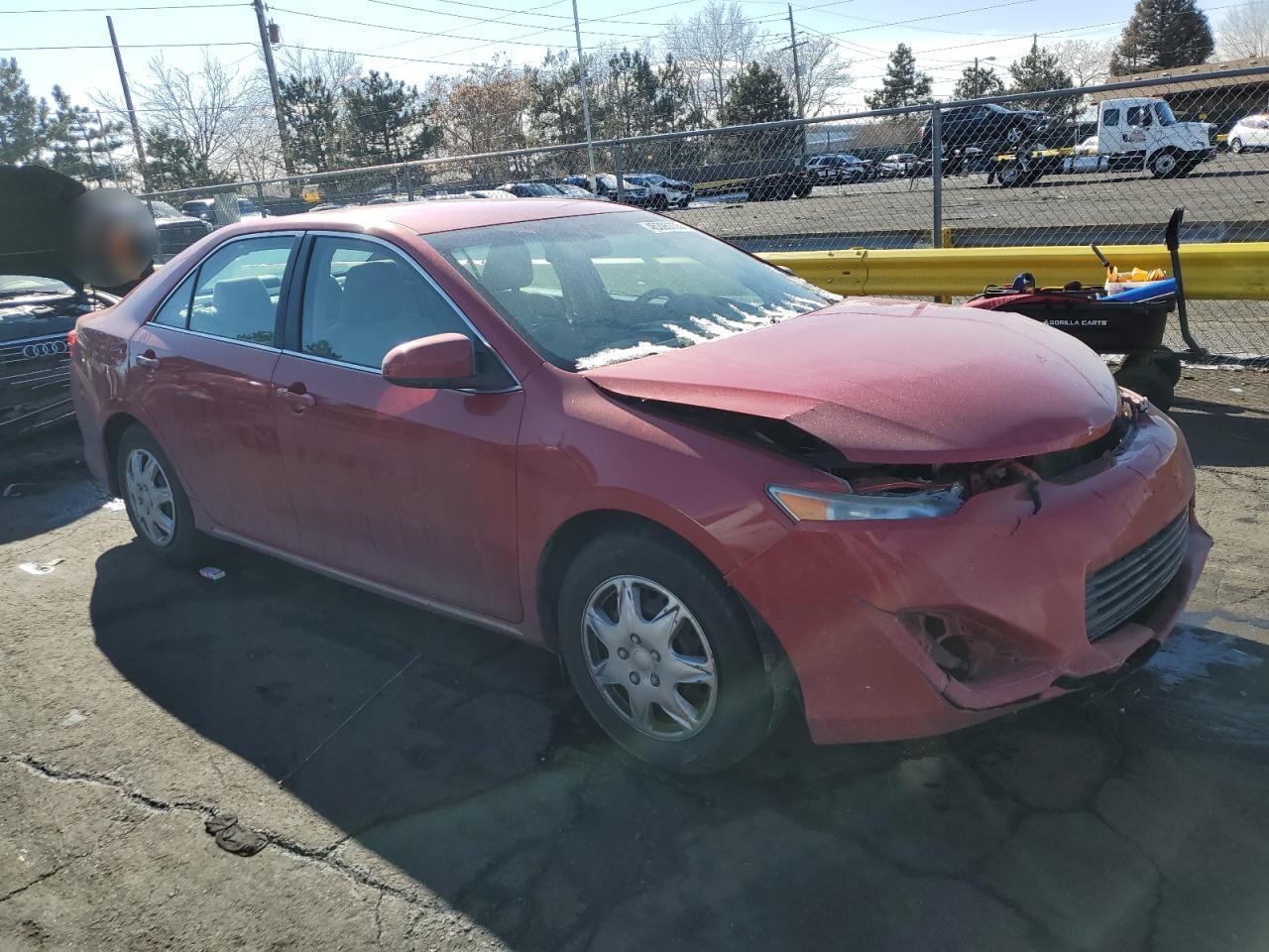 2014 TOYOTA CAMRY L - Фото 4