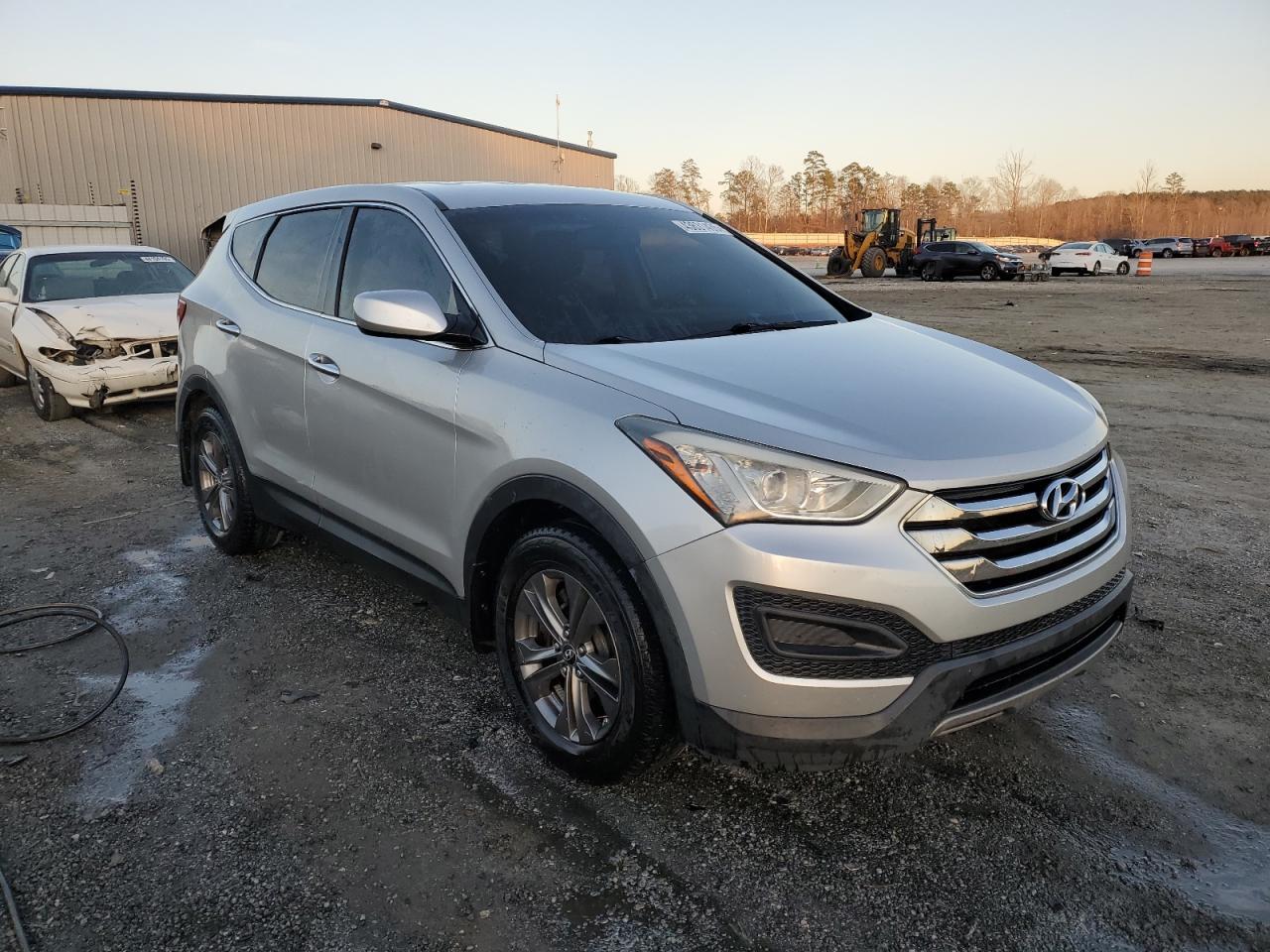 2013 HYUNDAI SANTA FE S - Image 4