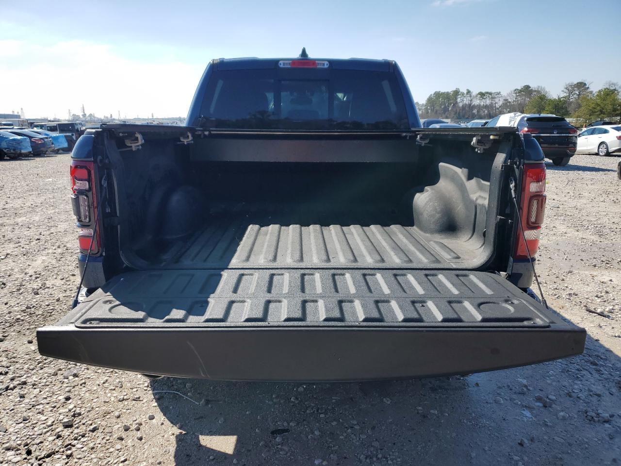 2019 RAM 1500 LARAM - Фото 6
