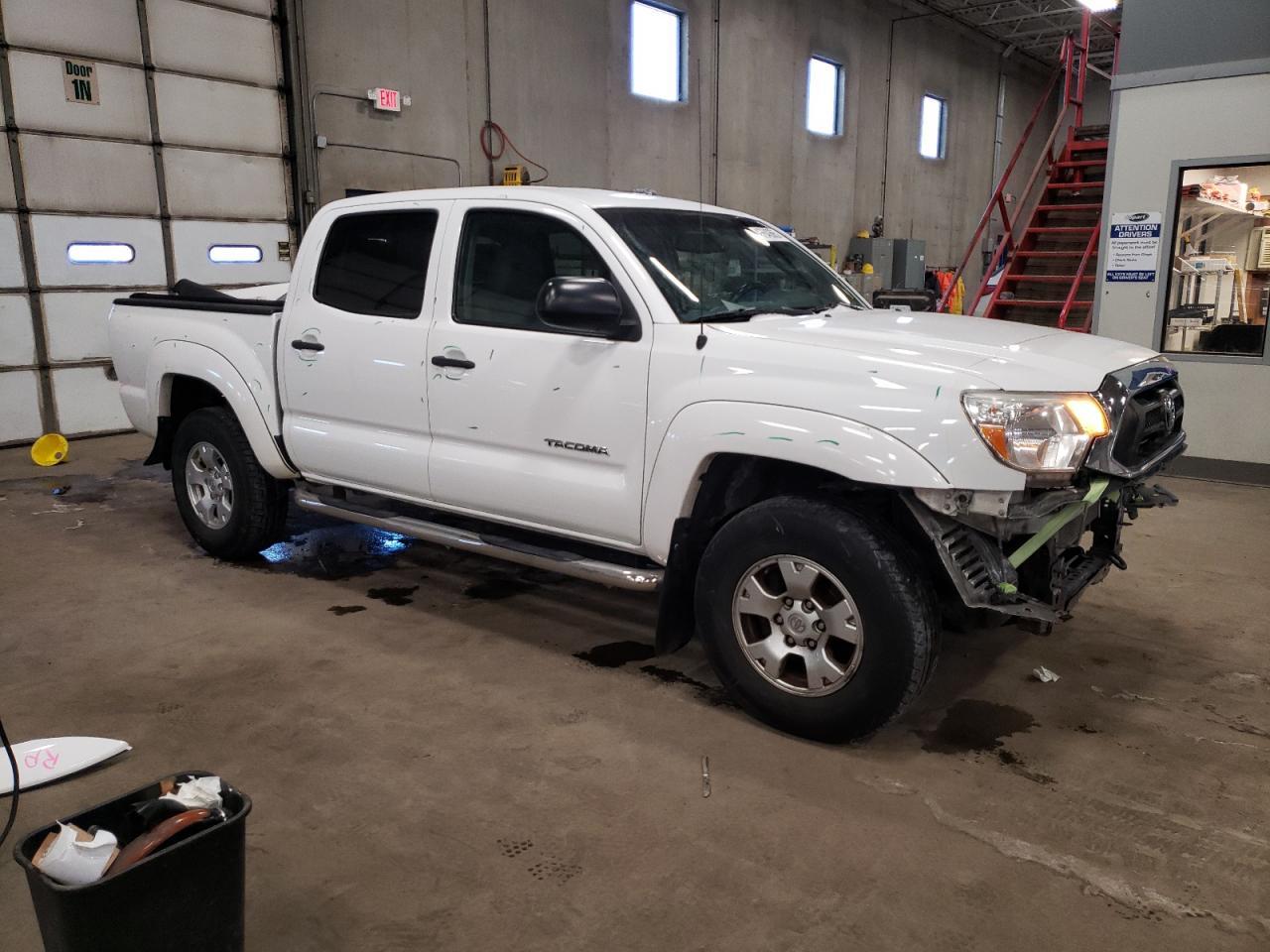 2013 TOYOTA TACOMA DOU - Фото 4