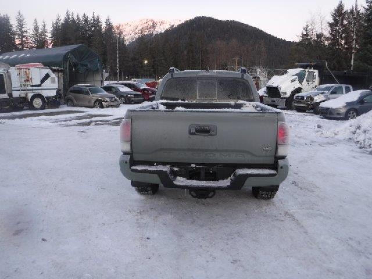 2023 TOYOTA TACOMA DOU - Фото 6