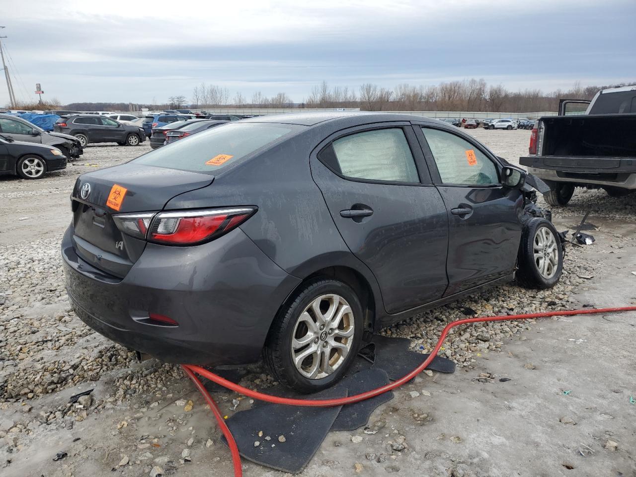2017 TOYOTA YARIS IA - Фото 3