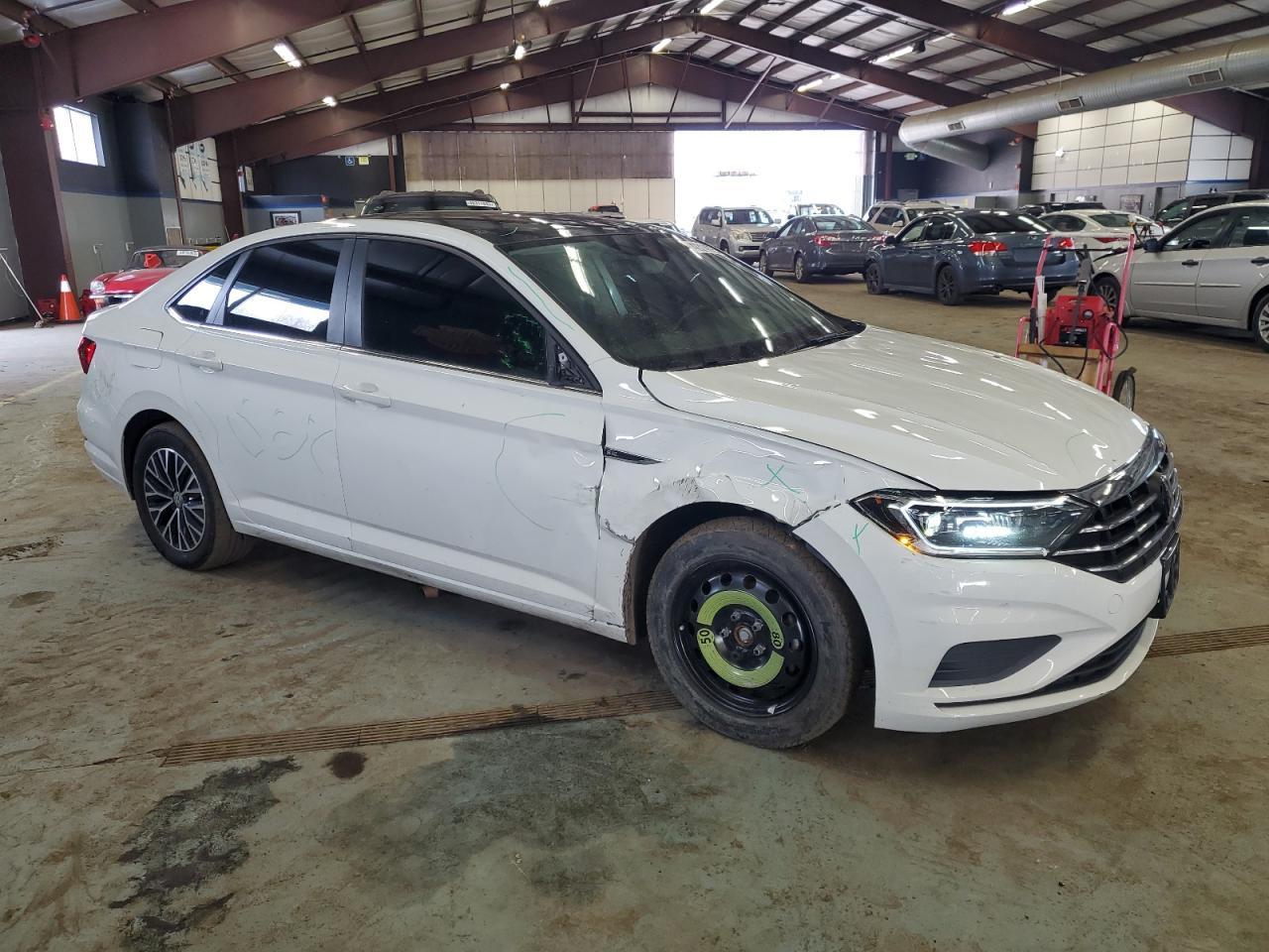 2019 VOLKSWAGEN JETTA SEL - Image 4