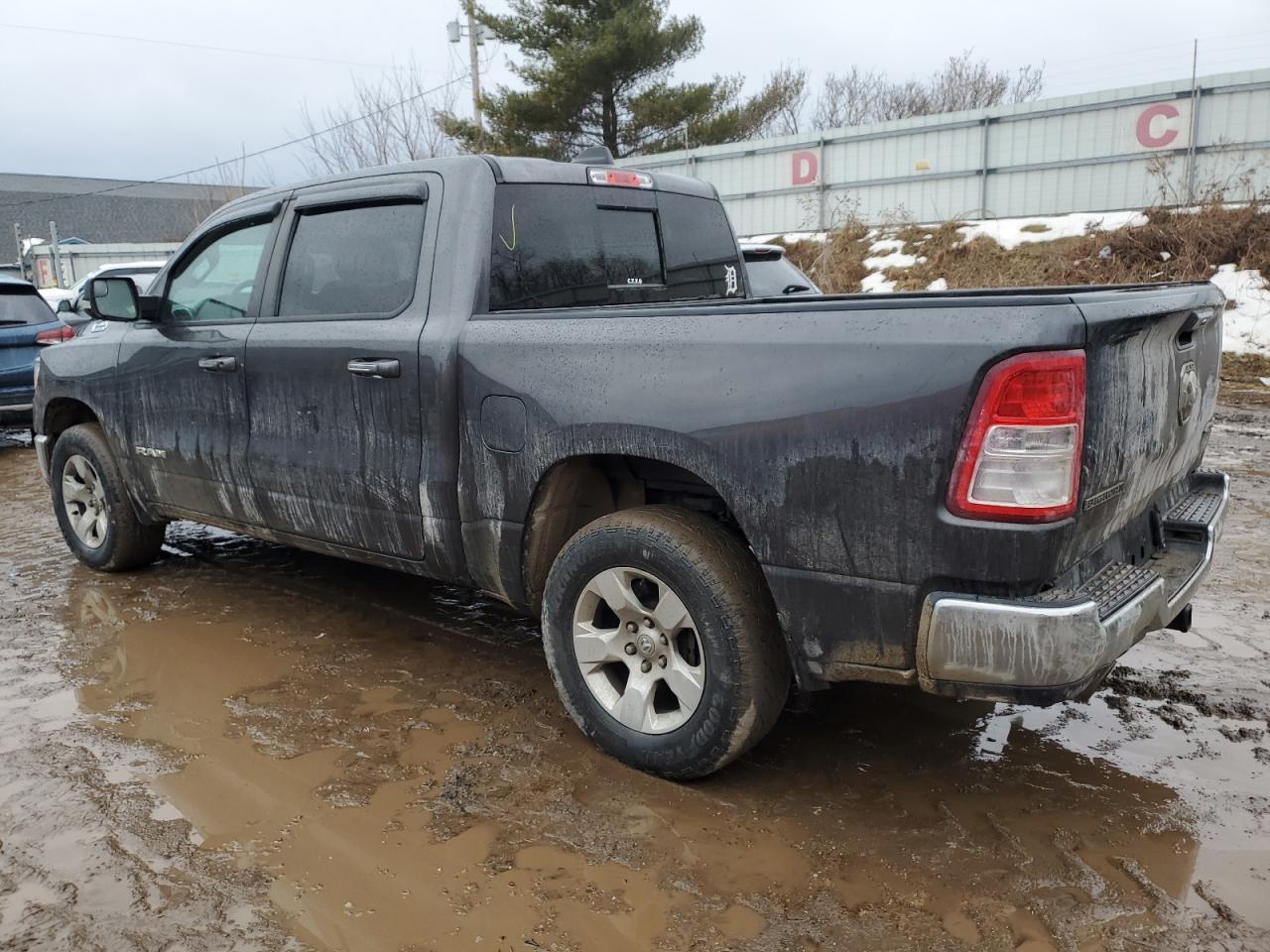 2019 RAM 1500 BIG H - Фото 2