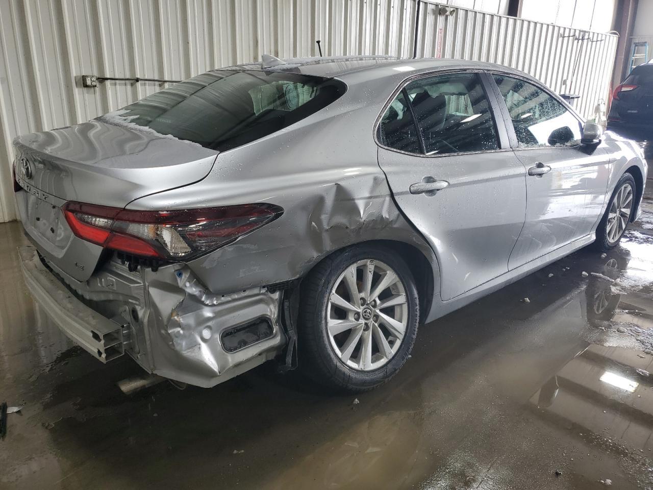 2023 TOYOTA CAMRY LE - Фото 3