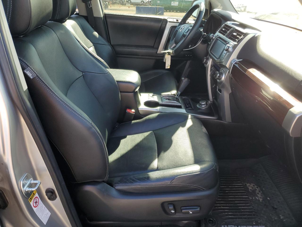 2017 TOYOTA 4RUNNER SR - Image 7