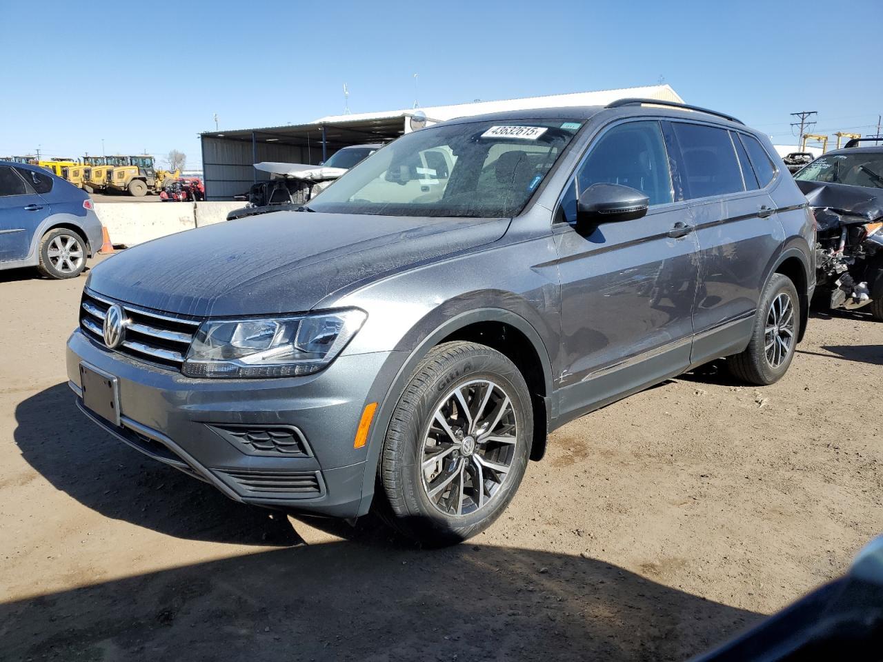 2021 VOLKSWAGEN TIGUAN SE