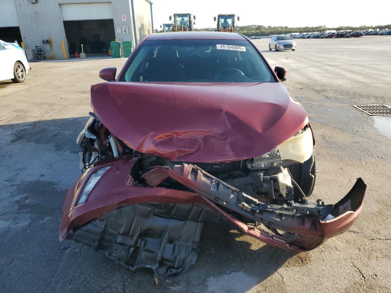 2016 TOYOTA CAMRY LE - Фото 5