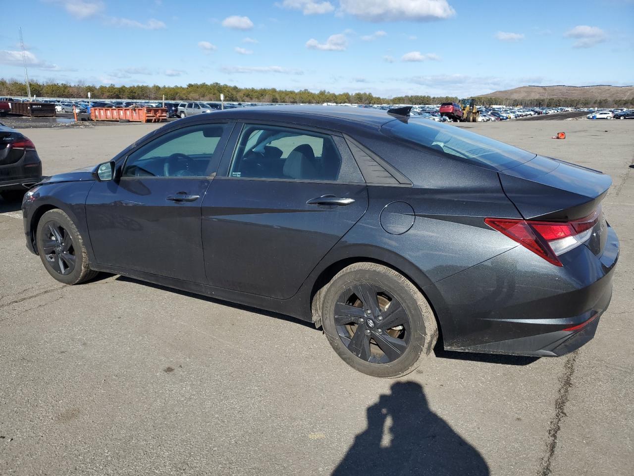 2022 HYUNDAI ELANTRA SE - Фото 2