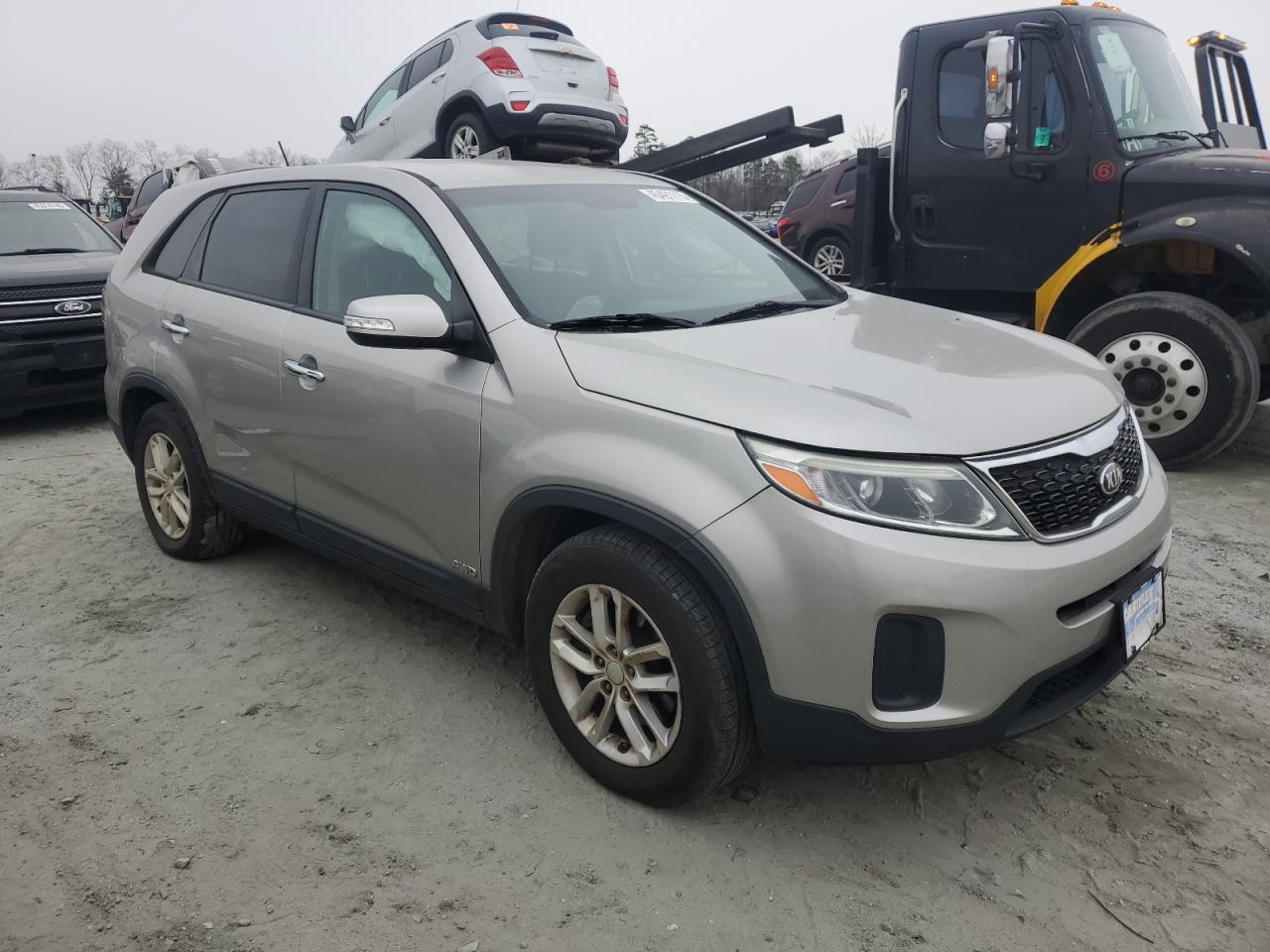 2015 KIA SORENTO LX - Image 4