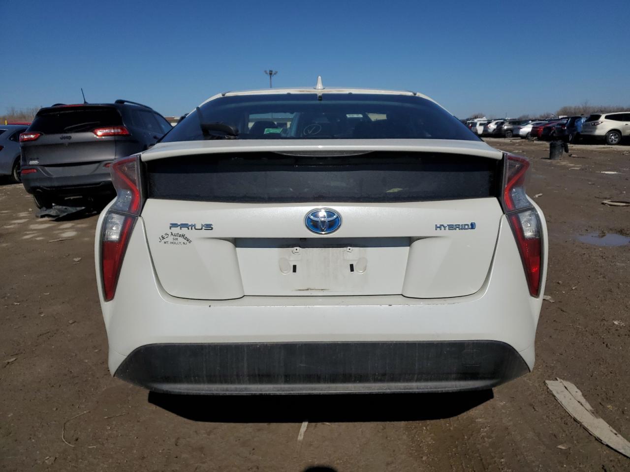 2016 TOYOTA PRIUS - Image 6