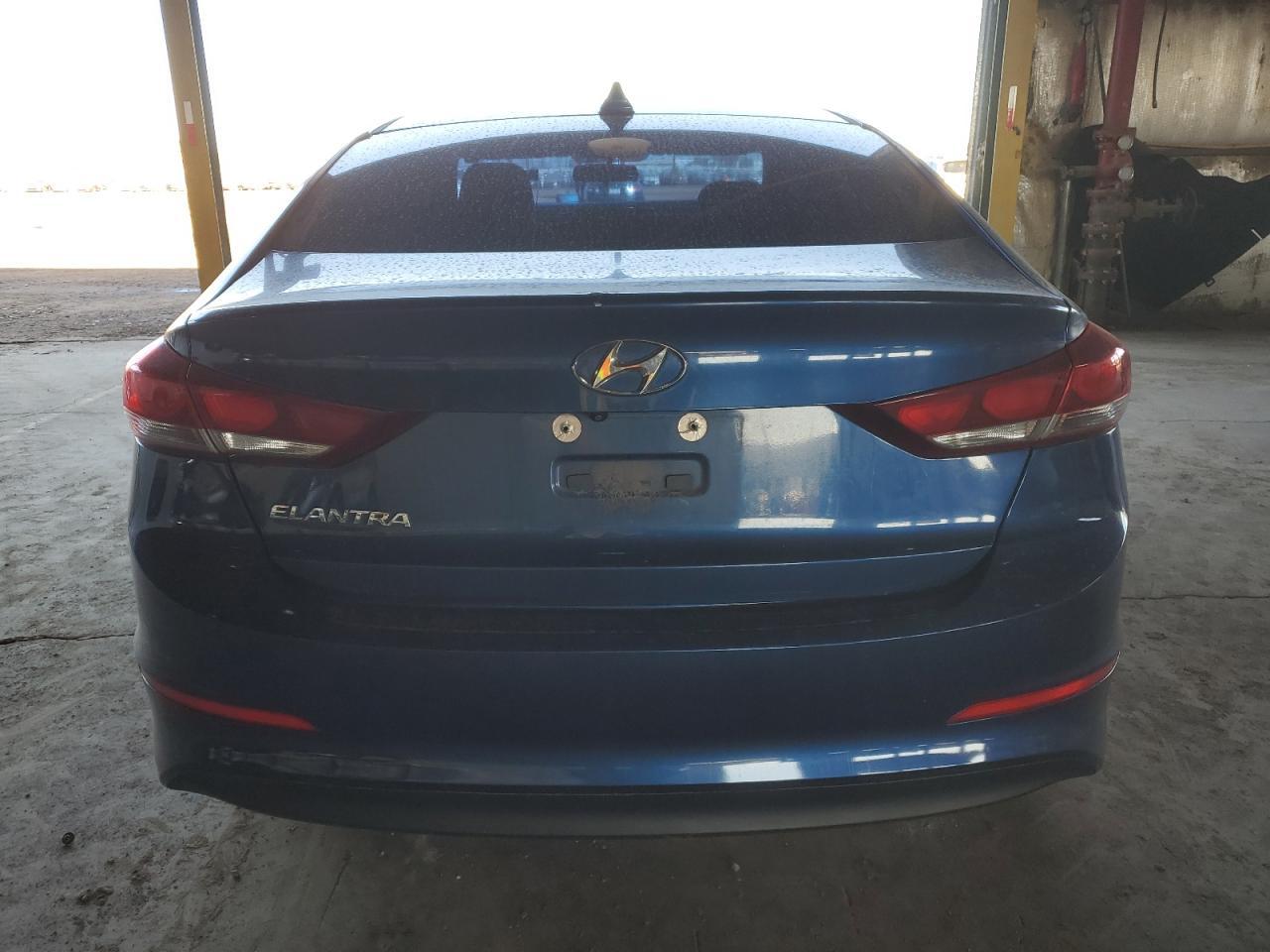 2018 HYUNDAI ELANTRA SE - Фото 6