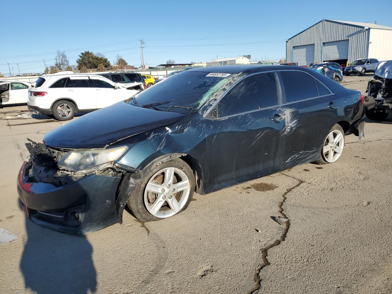 2014 TOYOTA CAMRY L