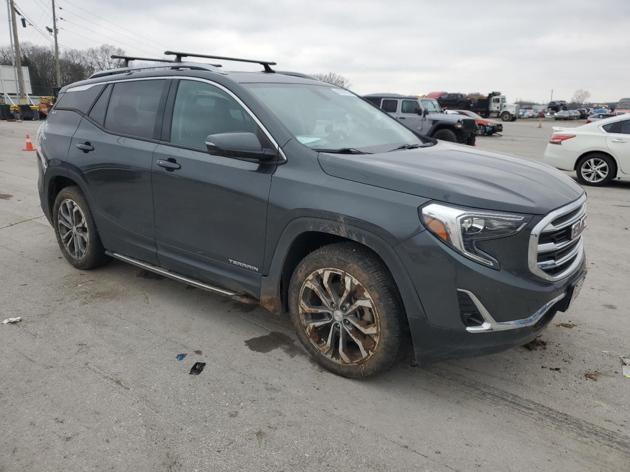 2019 GMC TERRAIN SL - Image 4