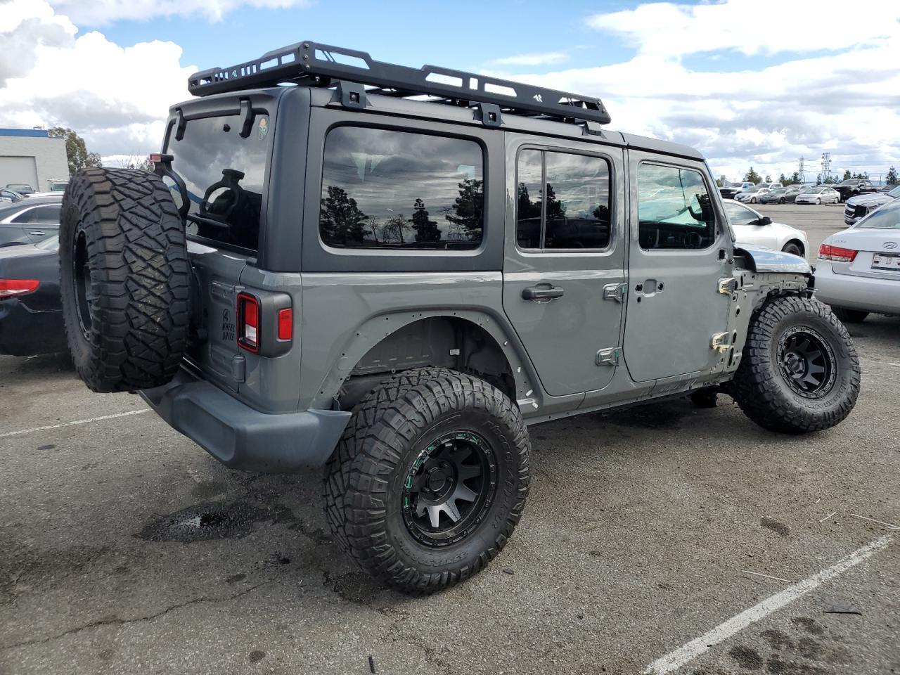 2020 JEEP WRANGLER U - Фото 3