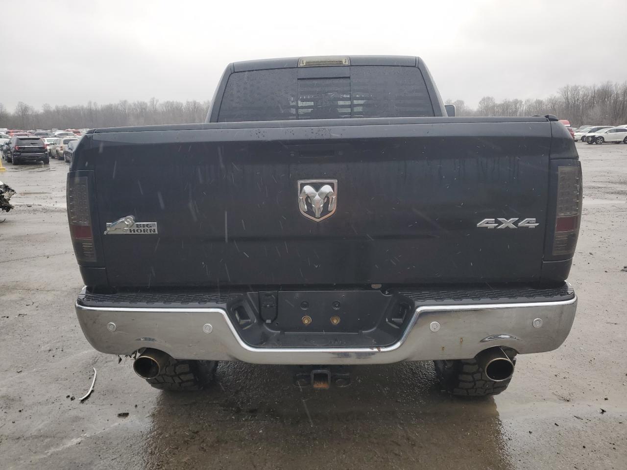 2017 RAM 1500 SLT - Image 6