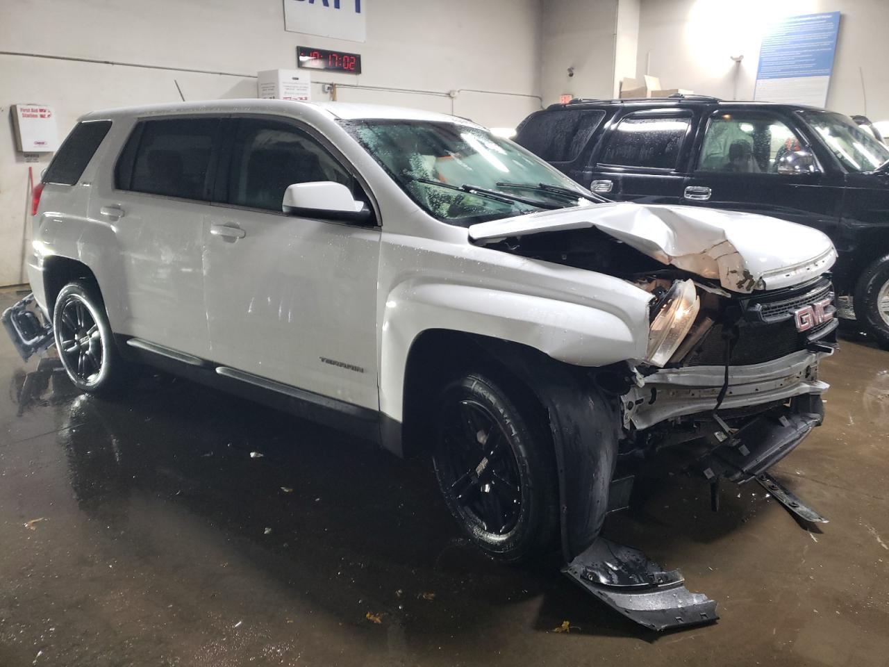 2016 GMC TERRAIN SL - Image 4